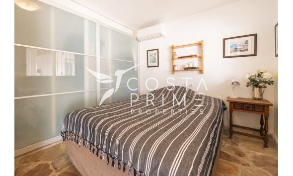 Újraértékesítés - Villa  - Albir