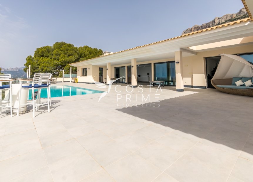 Resale - Villa  - Altea