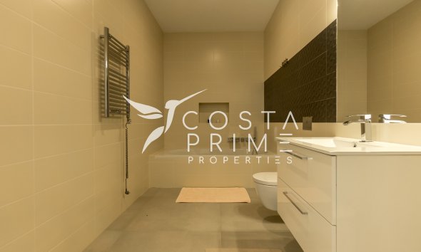 Resale - Villa  - Altea