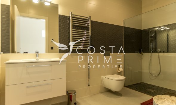 Resale - Villa  - Altea