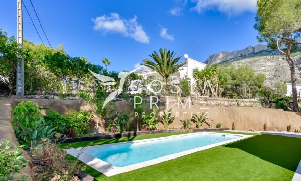 Resale - Villa  - Altea