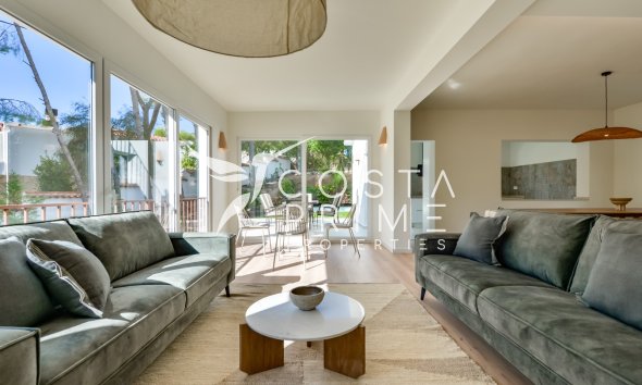 Resale - Villa  - Altea
