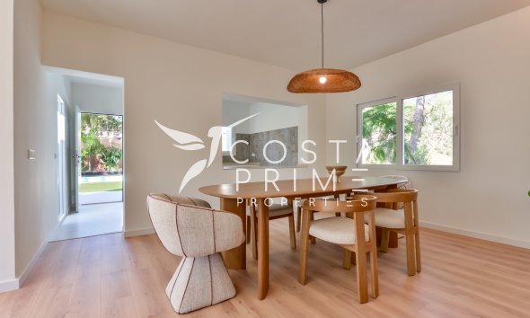 Resale - Villa  - Altea