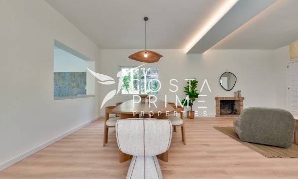 Resale - Villa  - Altea