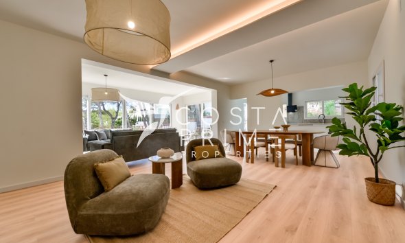 Resale - Villa  - Altea