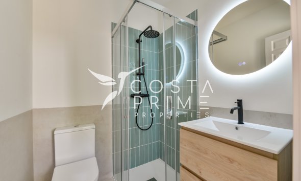 Resale - Villa  - Altea