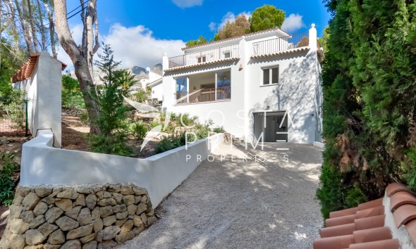 Resale - Villa  - Altea