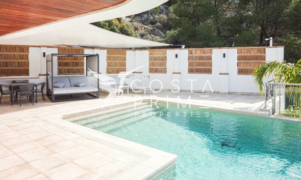 Újraértékesítés - Villa  - Altea