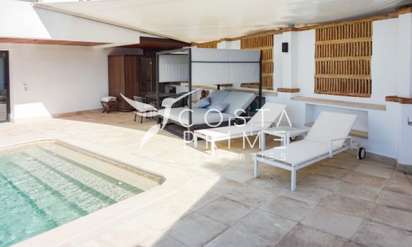 Újraértékesítés - Villa  - Altea