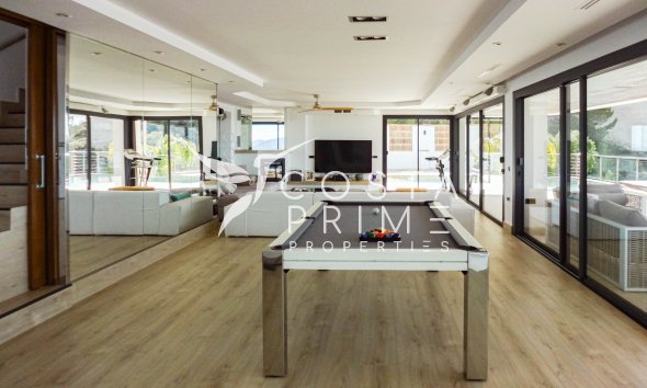 Újraértékesítés - Villa  - Altea