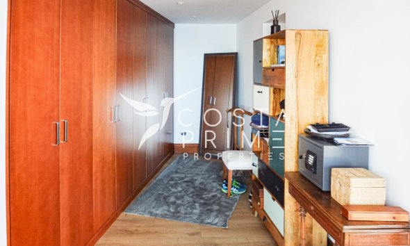 Újraértékesítés - Villa  - Altea