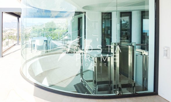 Újraértékesítés - Villa  - Altea