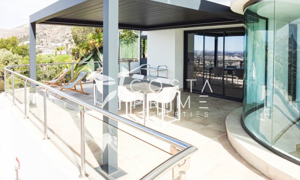 Újraértékesítés - Villa  - Altea