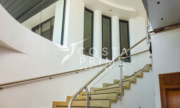 Újraértékesítés - Villa  - Altea