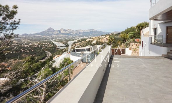 Újraértékesítés - Villa  - Altea