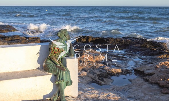 Új építésű - Városháza / Semi - Torrevieja