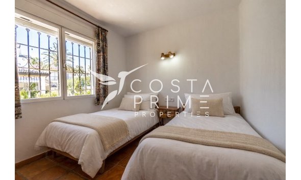 Újraértékesítés - Villa  - Albir