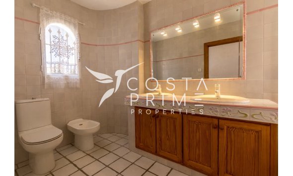 Újraértékesítés - Villa  - Albir