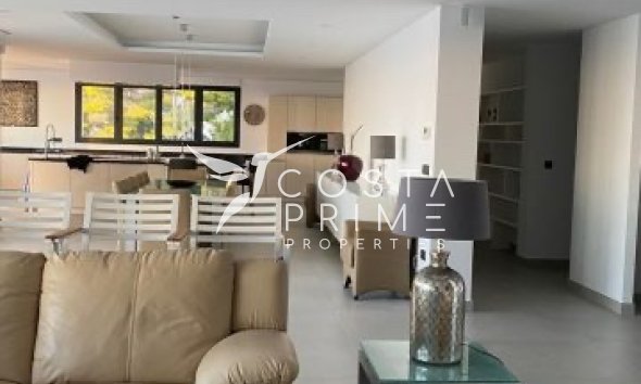 Újraértékesítés - Villa  - Altea