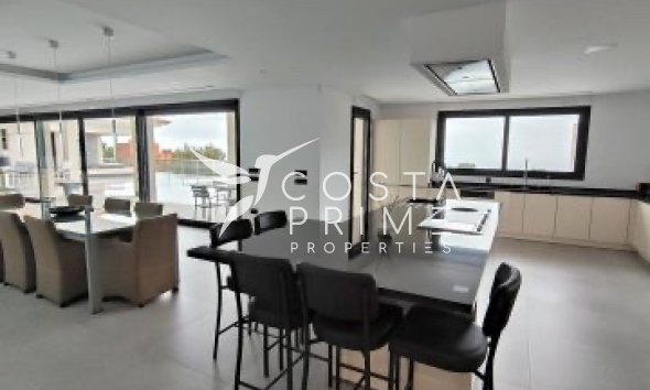 Újraértékesítés - Villa  - Altea