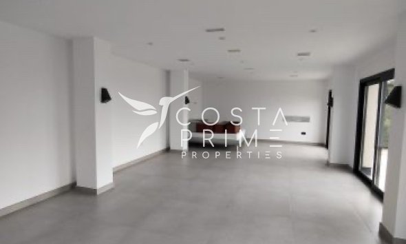 Újraértékesítés - Villa  - Altea