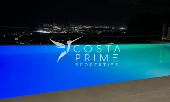 Újraértékesítés - Villa  - Altea