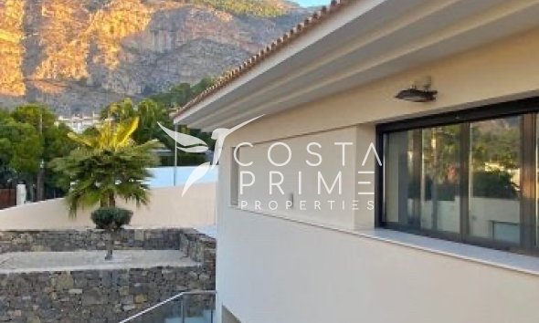 Újraértékesítés - Villa  - Altea