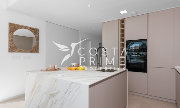 Nowy budynek - Szalet - Los Alcazares