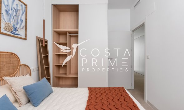 Nowy budynek - Szalet - Los Alcazares