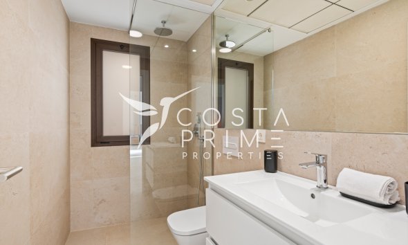 Nowy budynek - Szalet - Los Alcazares