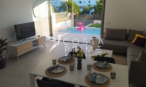 Nowy budynek - Szalet - Orihuela