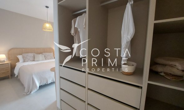 Nowy budynek - Daszek - Mar de Cristal