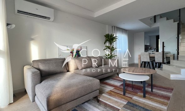 Nowy budynek - Szalet - Portmán