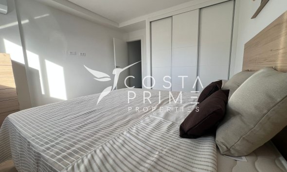 Nowy budynek - Szalet - Portmán