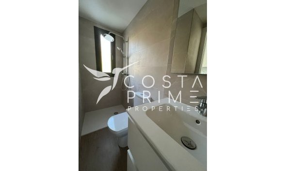 Nowy budynek - Szalet - Portmán