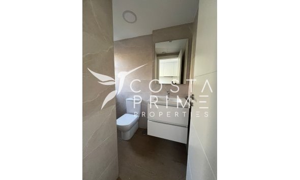 Nowy budynek - Szalet - Portmán