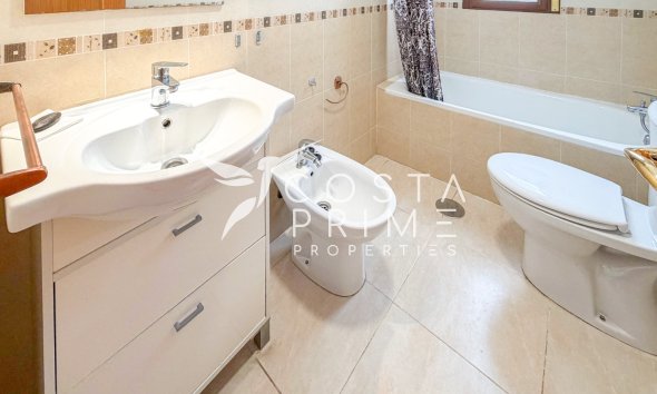 Resale - Apartment / Flat - Alfas del Pí