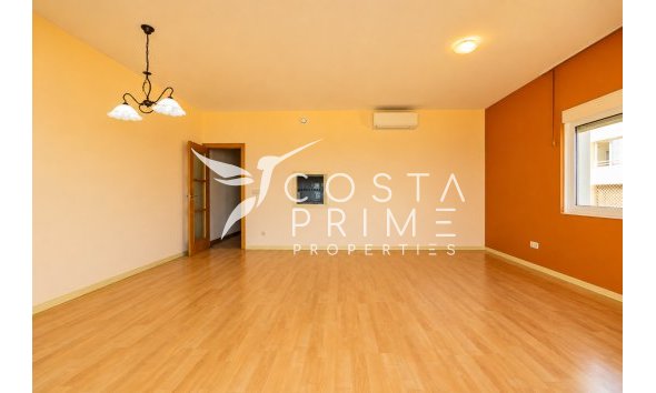 Resale - Apartment / Flat - Albir