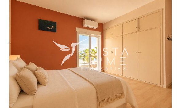 Resale - Apartment / Flat - Albir