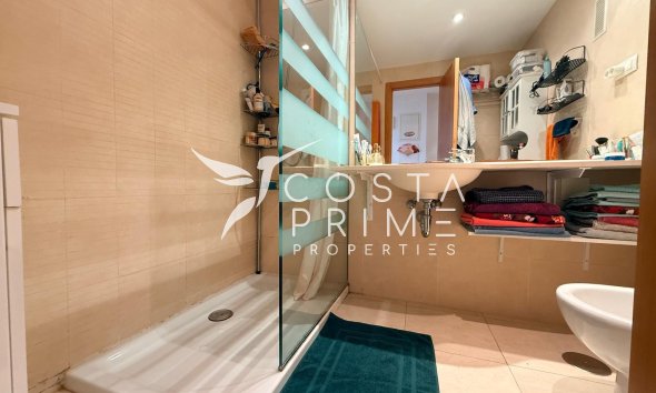 Resale - Apartment / Flat - Benidorm