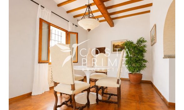Resale - Townhouse / Semi - Altea