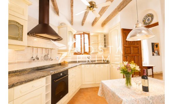 Resale - Townhouse / Semi - Altea