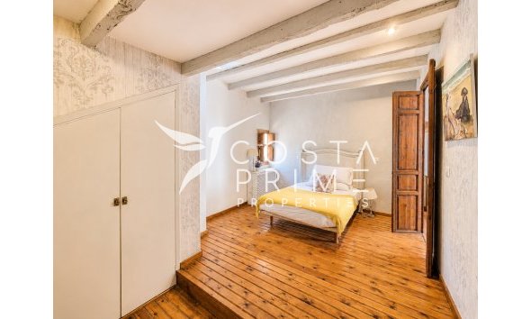 Resale - Townhouse / Semi - Altea