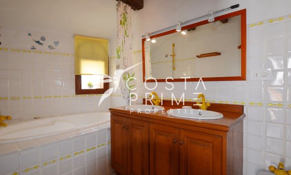 Resale - Townhouse / Semi - Altea