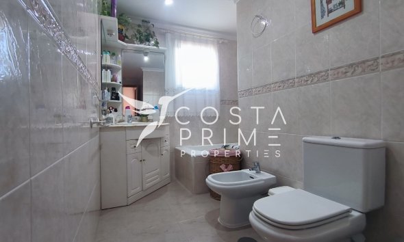 Reventa - Chalet / Villa - La Nucía