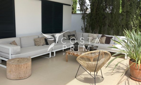 Újraértékesítés - Villa  - Albir