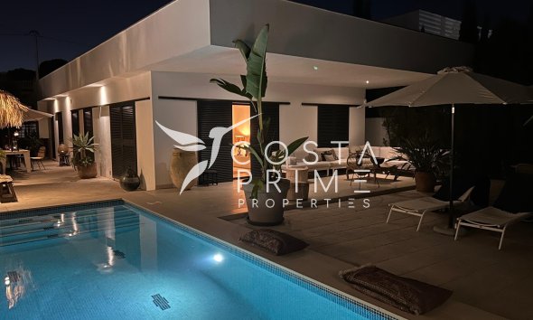 Újraértékesítés - Villa  - Albir