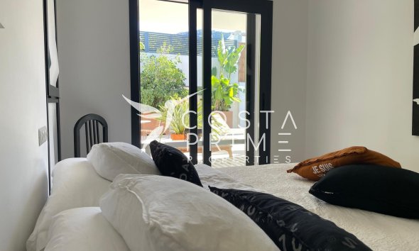 Újraértékesítés - Villa  - Albir