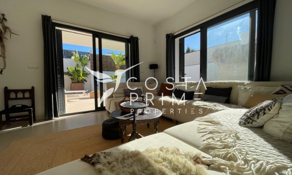 Újraértékesítés - Villa  - Albir