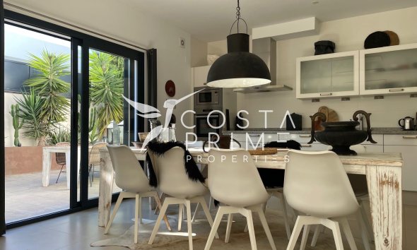 Újraértékesítés - Villa  - Albir